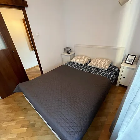 Spacious Flat Lägenhet Kraków
